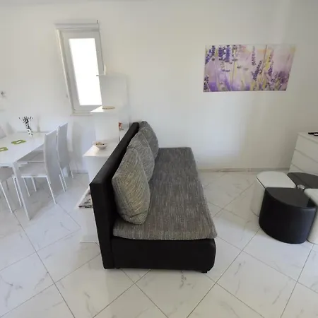 Apartment Paula *