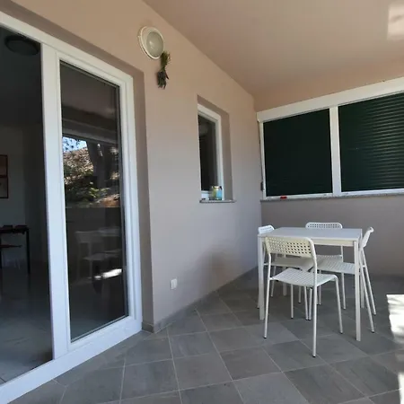 Apartament Paula *
